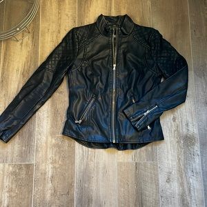 Black guess leather Moto jacket size small
